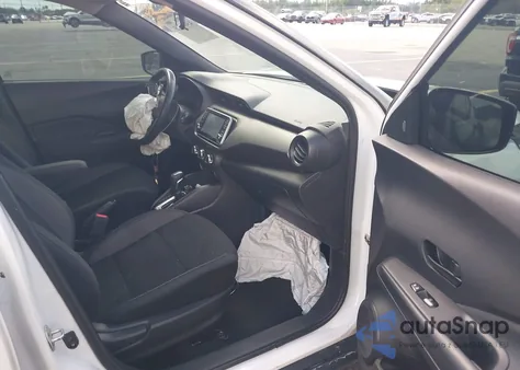 2020 Nissan Kicks S Xtronic Cvt z USA, uszkodzony, nr VIN 3N1CP5BVXLL509148